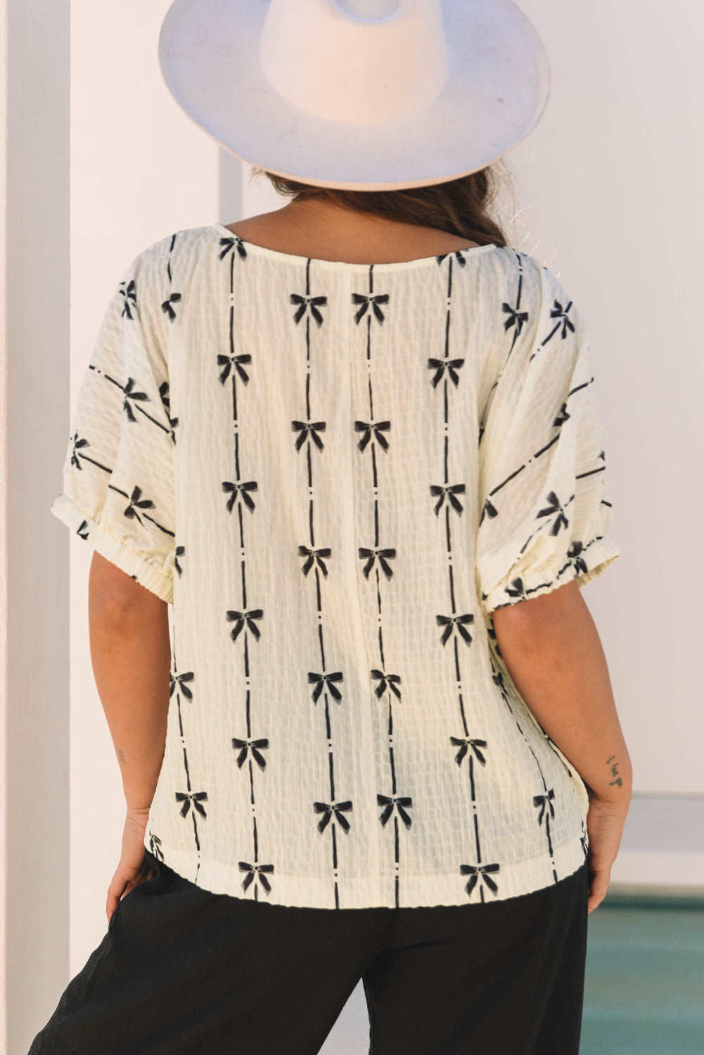 Aviana Bow Print Puff Short Sleeve Top